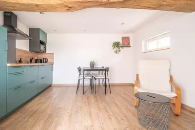 Cuisine ou kitchenette dans l'établissement Esvres - Studio au calme