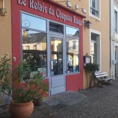Le relais du chapeau rouge