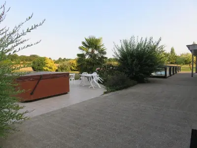 Plan de l'établissement Closerie 3 étoiles La Poire à Loup, Domaine avec Piscine
