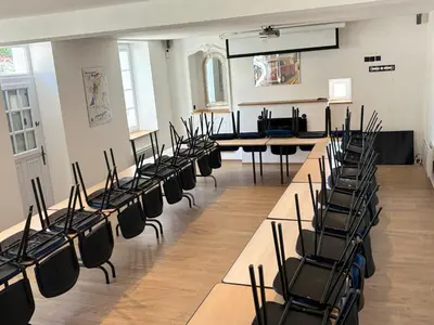 Espace de conférence ou salle de réunion dans l'établissement Domaine des Guilardières