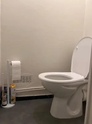 Salle de bains dans l'établissement Maison