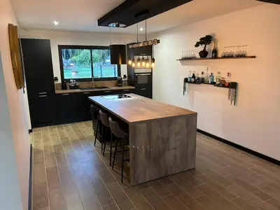 Cuisine ou kitchenette dans l'établissement Maison SPA 2025