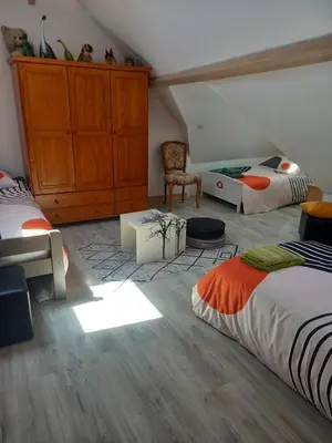 Un ou plusieurs lits dans un hébergement de l'établissement 4 Chambres et dortoir 5x90
