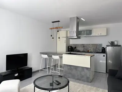 Cuisine ou kitchenette dans l'établissement Maison de ville à Châtellerault