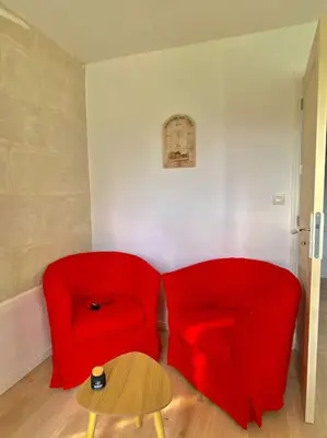 Coin salon dans l'établissement gîte chez Sandra Entrée indépendante