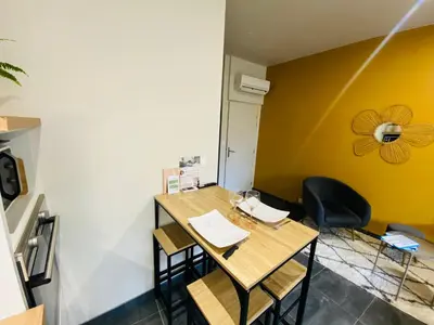 Coin salon dans l'établissement Le Petit Francillon