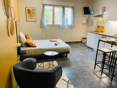 Cuisine ou kitchenette dans l'établissement Le Petit Francillon