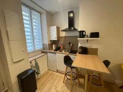 Cuisine ou kitchenette dans l'établissement Le logis de Lyla