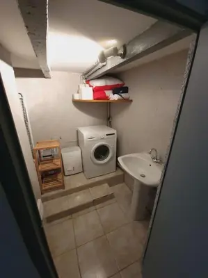 Salle de bains dans l'établissement Dormez Flottant Lit à Eau La Pause Longuéenne