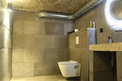 Salle de bains dans l'établissement Troglodyte Loft