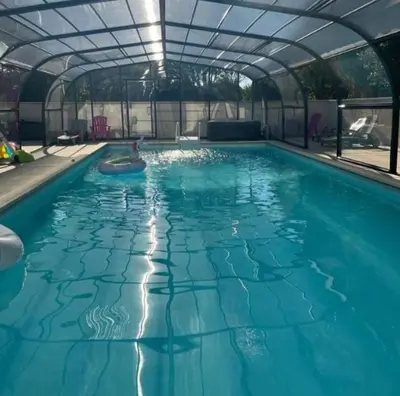 Piscine de l'établissement Gite de la bergerie ou située à proximité