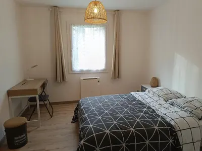 Un ou plusieurs lits dans un hébergement de l'établissement Logement indépendant