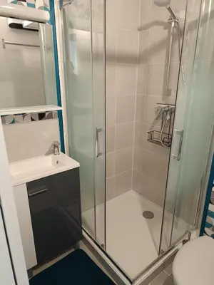 Salle de bains dans l'établissement Logement indépendant