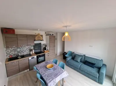 Cuisine ou kitchenette dans l'établissement Relais du plessis