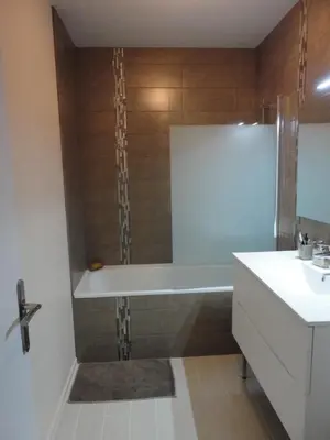 Salle de bains dans l'établissement Appartement idéal circuit des 24h du Mans