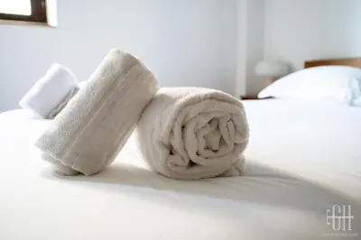 Un ou plusieurs lits dans un hébergement de l'établissement Appartement avec 2 chambres, bureau et wifi fibre