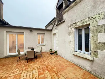 Balcon ou terrasse dans l'établissement Gîte Touraine confort moderne avec wifi et parking privé - FR-1-381-603