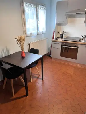 Cuisine ou kitchenette dans l'établissement Bugle