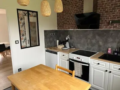 Cuisine ou kitchenette dans l'établissement Maison avec jardin proche circuit des 24h