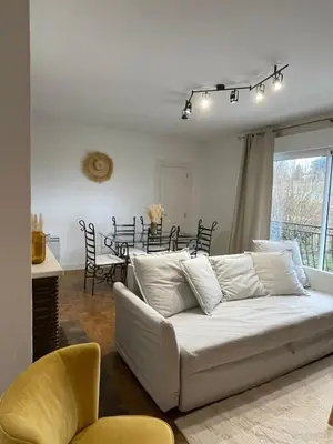 Coin salon dans l'établissement Maison des Rêves de Loire