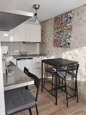 Cuisine ou kitchenette dans l'établissement House near Chateaux de la Loire