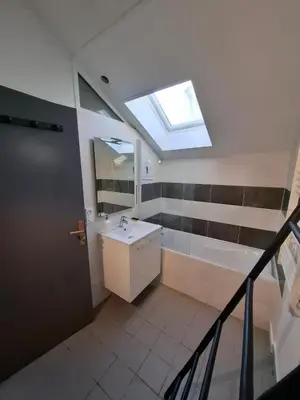 Salle de bains dans l'établissement Moulin Rondard
