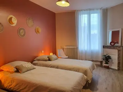 Un ou plusieurs lits dans un hébergement de l'établissement L'Arche de Noyers