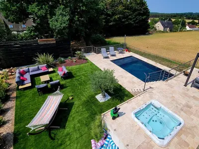 Piscine de l'établissement Villa Croisette ou située à proximité