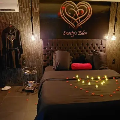 Sweety's Eden Jacuzzi - Jacuzzi privé Sauna Cinéma room Jardin - Terrasse centre-ville