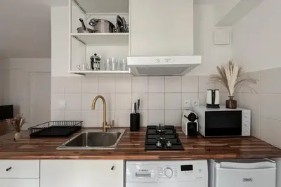 Cuisine ou kitchenette dans l'établissement Le Beauvoir - Refuge Arty du XVIIIe siècle