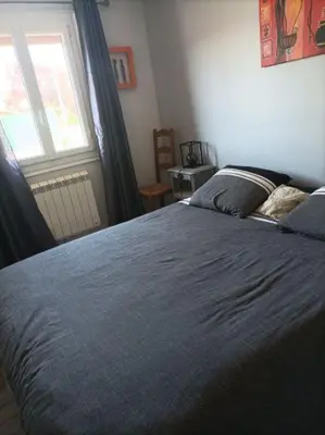 Un ou plusieurs lits dans un hébergement de l'établissement maison proche du circuit du mans