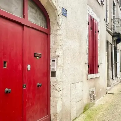 Superbe Triplex rénové à Blois avec Wi-Fi inclus - FR-1-491-455