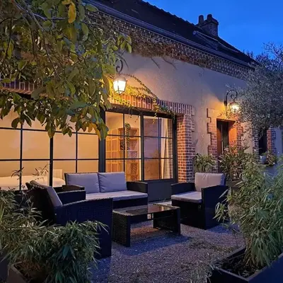 Gite 4 a 6 pers avec piscine Vendome