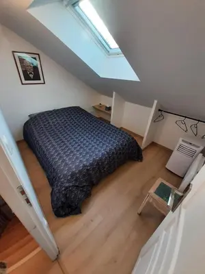 Un ou plusieurs lits dans un hébergement de l'établissement Maison 8 pers proche Le Mans centre, circuit 24H et Boulerie JUMP