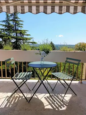 Balcon ou terrasse dans l'établissement Studio avec Balcon et vue - Proche ZOO DE BEAUVAL