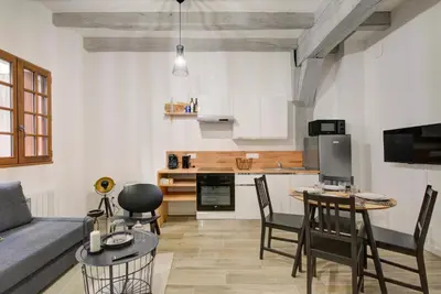 Cuisine ou kitchenette dans l'établissement La cabane - A l Ombre des vieilles poutres