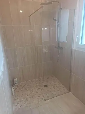 Salle de bains dans l'établissement Le Mans spécial 24h