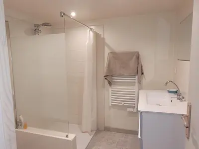 Salle de bains dans l'établissement Ressources et Résonances