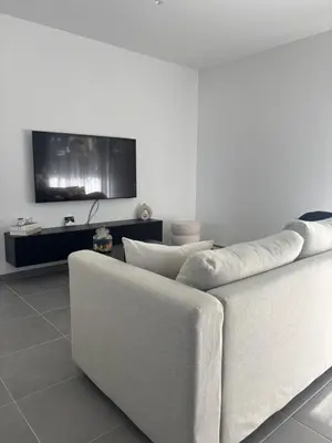 Télévision ou salle de divertissement dans l'établissement Chambre chez l habitant proche circuit des 24h