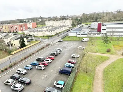 Vue panoramique sur l'établissement Urban Le Mans