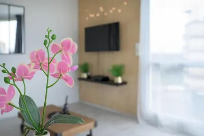 Télévision ou salle de divertissement dans l'établissement Appartement Cosy proche Gare