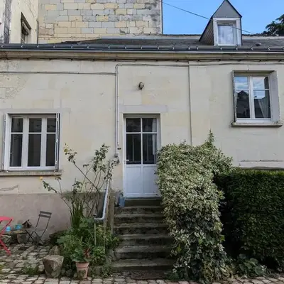 T2 Au pied du château sans vis à vis