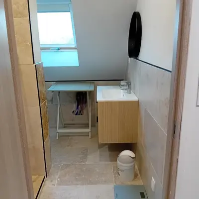Salle de bains dans l'établissement Chambres chez particulier