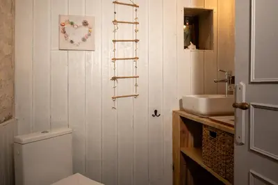 Salle de bains dans l'établissement B&B BienViennue