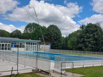 Piscine de l'établissement Cassandre ou située à proximité
