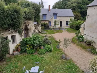Jardin de l'établissement Gîte de la Chartrie en Touraine