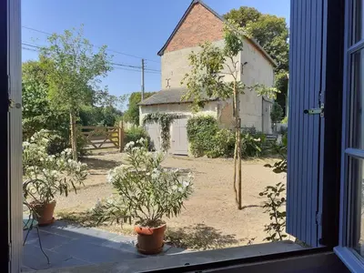 Jardin de l'établissement Gîte de la Chartrie en Touraine