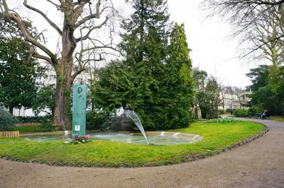 Jardin de l'établissement Charmant studio à deux pas de la gare