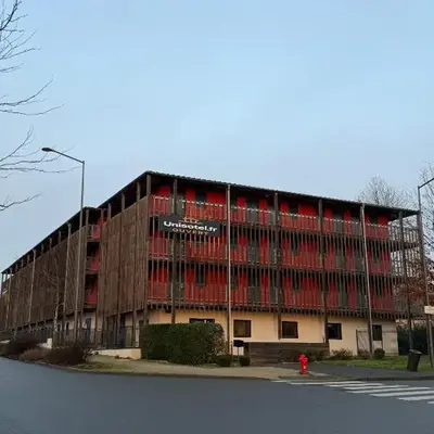 Unisotel Le Mans