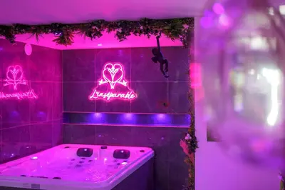 Plan de l'établissement L'Inséparable - Jacuzzi - Terrasse - Parking - Vélos
